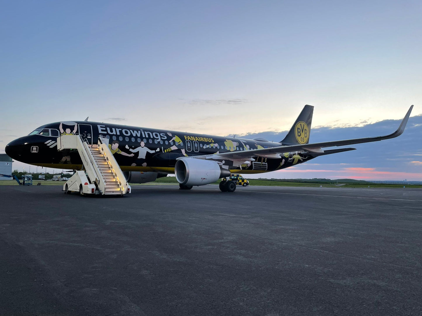 The sky is the limit – der BVB Fanflieger!