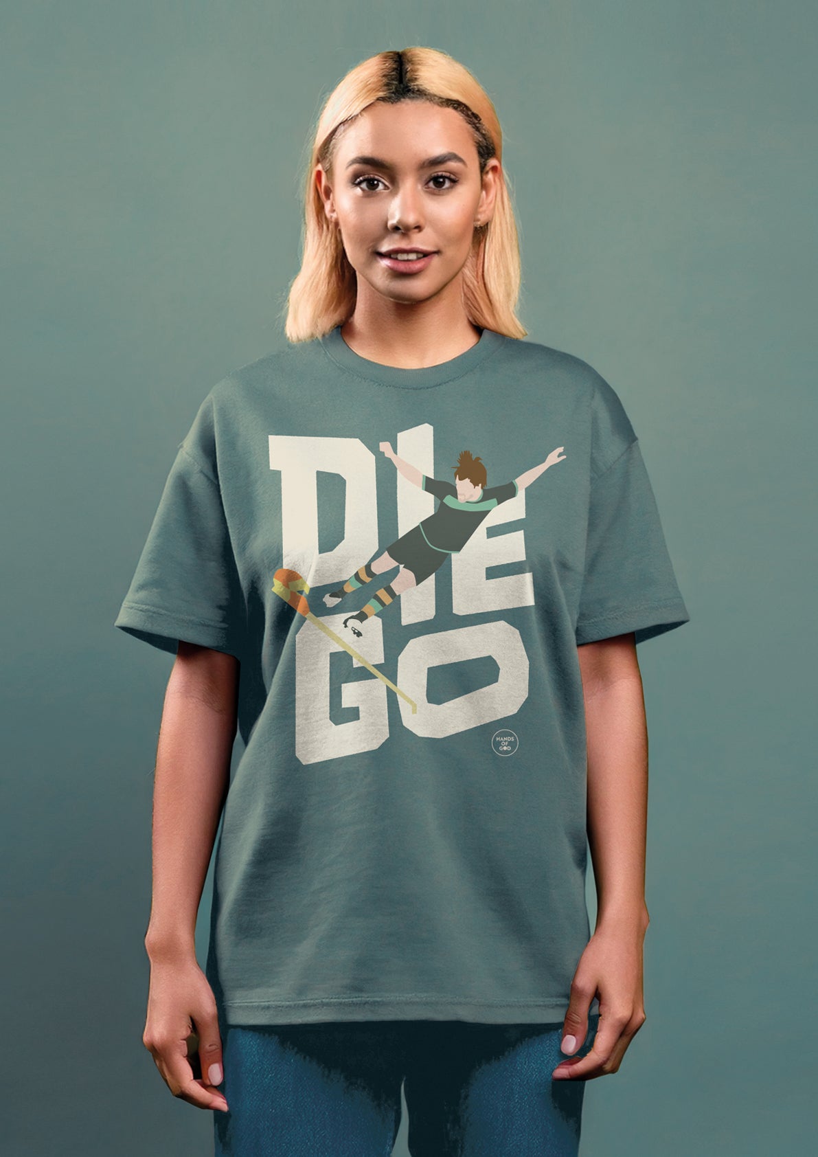 
                  
                    D I E G O Triple "Shirt, Print + Pin"
                  
                